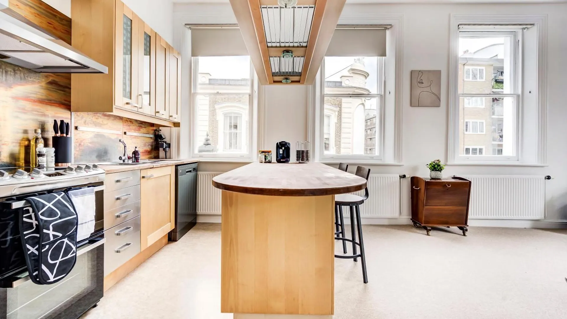 Duplex Apartment Shoreditch - The Living Elite Collection London