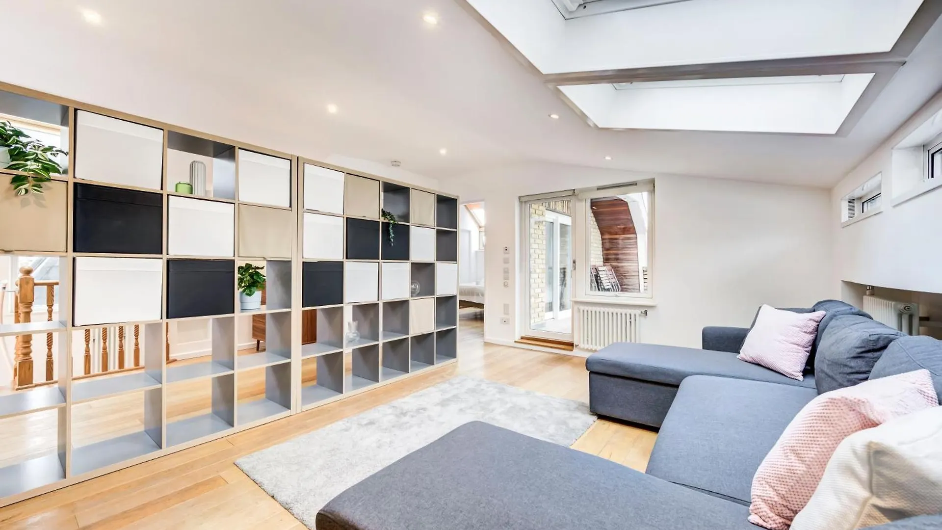 Duplex Apartment Shoreditch - The Living Elite Collection London