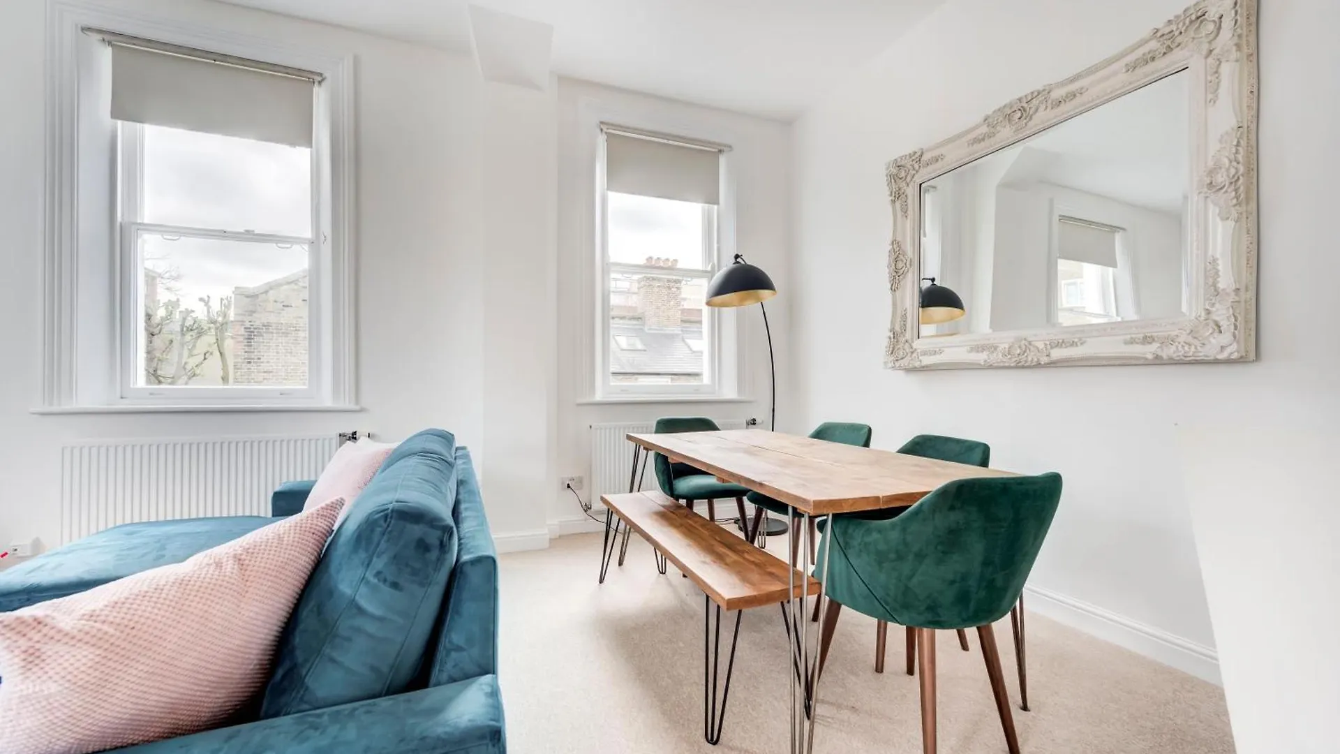Duplex Apartment Shoreditch - The Living Elite Collection London